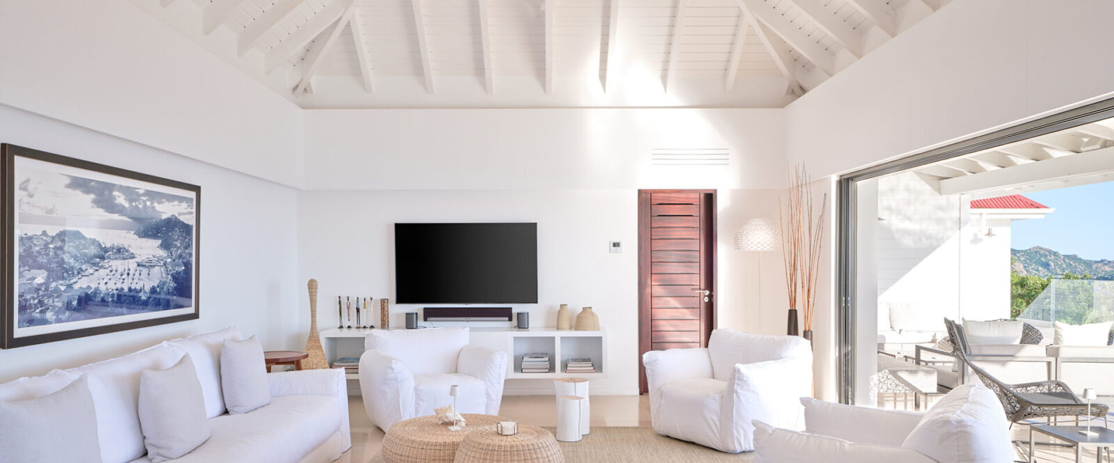 THE VIEW - villa-the-view-dec-2025-basse-def-living-jeanne-le-menn-3-2