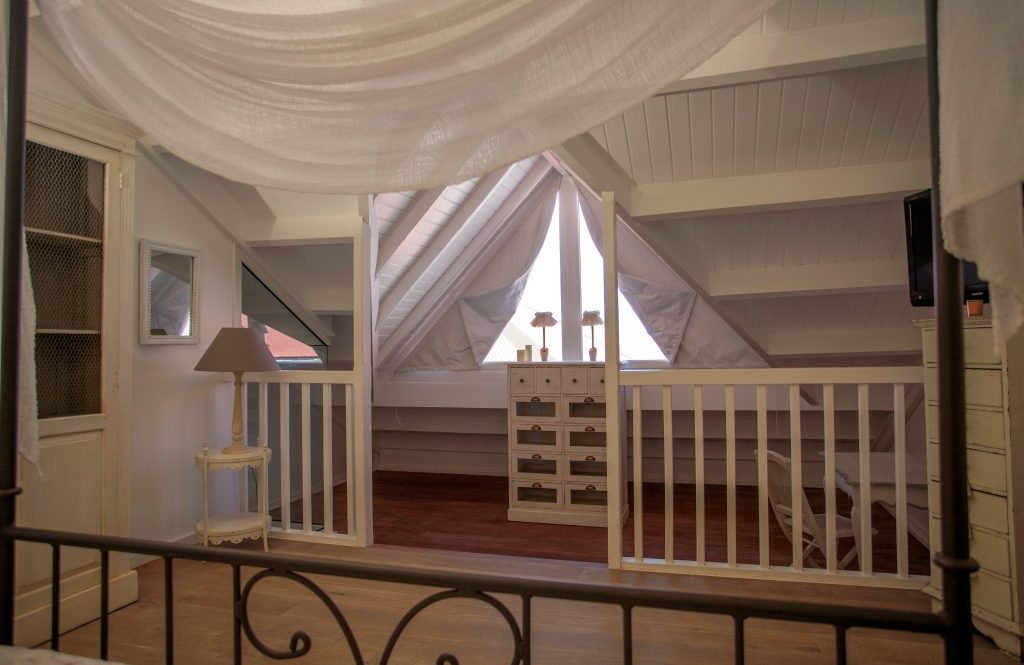 SUITE HARBOUR - am_058