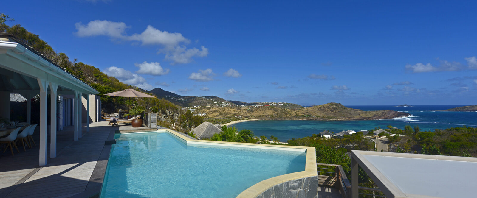 LAGON ROSE - piscine-vue-lr-2-net