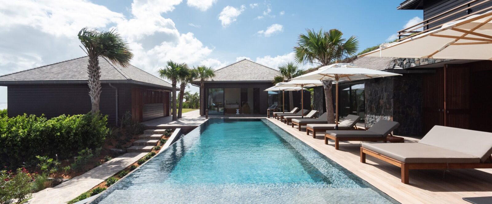 OVER THE OCEAN - hugo-allard-villa-oto-25