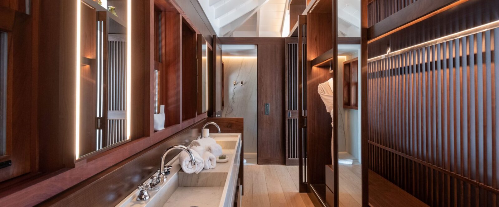 OVER THE OCEAN - hugo-allard-villa-oto-34