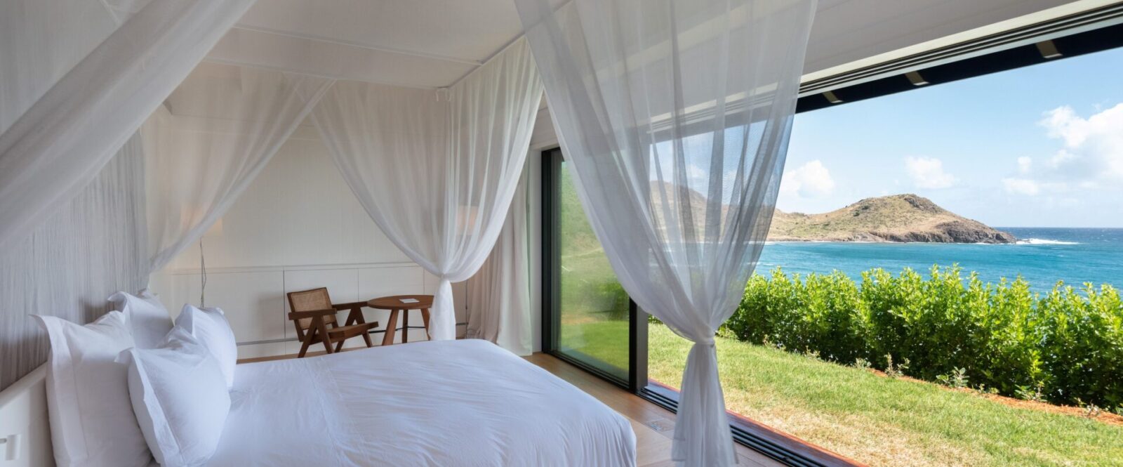 OVER THE OCEAN - hugo-allard-villa-oto-35