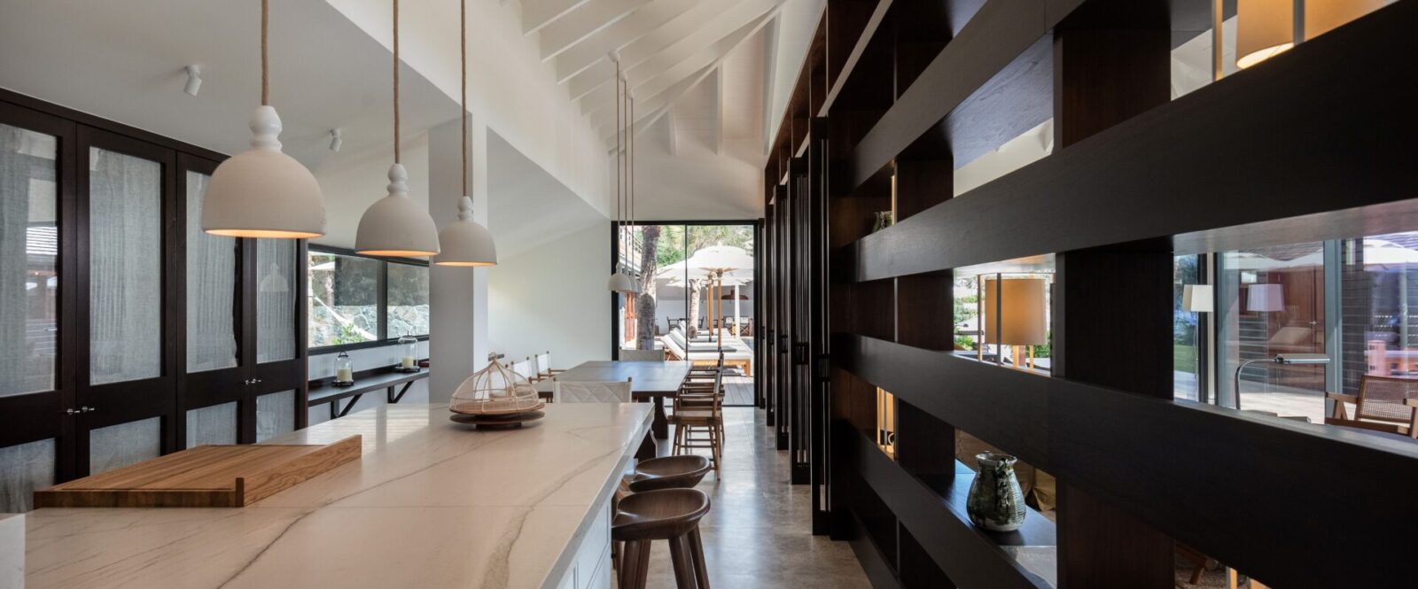 OVER THE OCEAN - hugo-allard-villa-oto-4