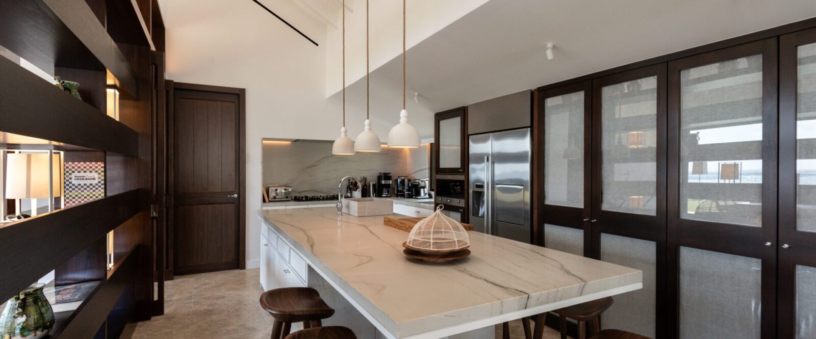 OVER THE OCEAN - hugo-allard-villa-oto-6